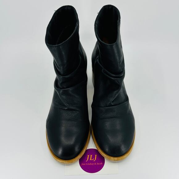 Anthropologie Women's Maia Black Leather Slouch Pull On Ankle Booties Size 37 - Picture 3 of 11